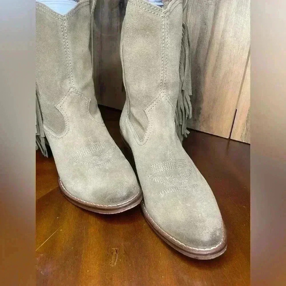 Zadig & Voltaire Women's Pilar High tan suede 
Western Style Ankle Booties fring - Picture 3 of 12